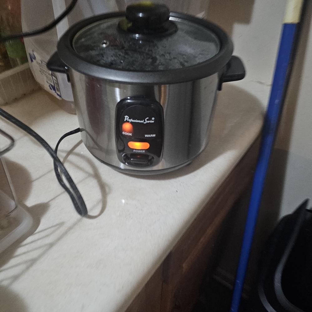 Stainless Steel Rice Cooker - Picture 5 of 7